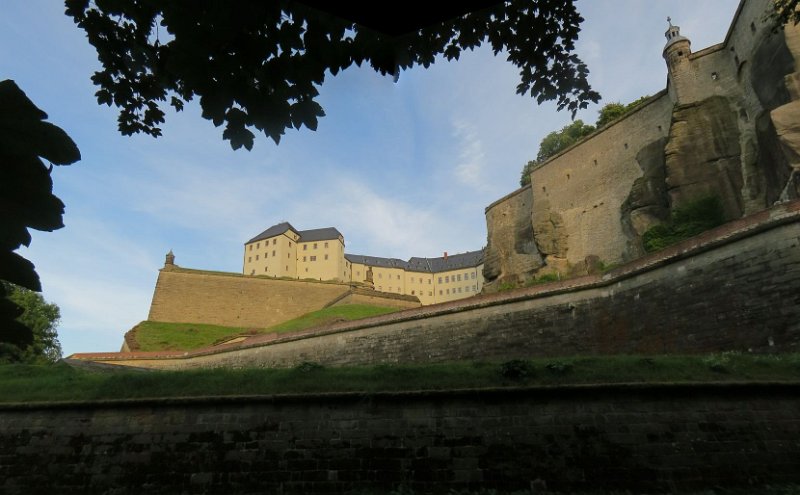 (114) Konigstein - Western rampart.jpg